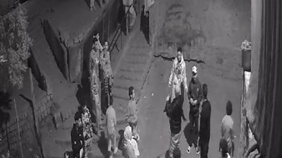 بسبب الألعاب النارية.. إصابة شاب بـ37 غرزة في حدائق حلوان خلال مشاجرة بالأسلحة البيضاء