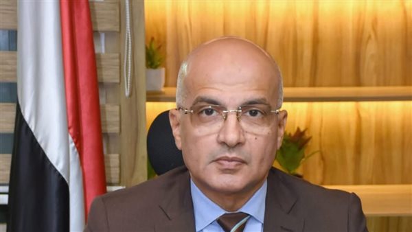 رئيس جامعة عين شمس