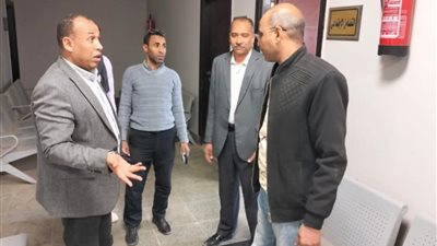 بسبب مخالفات البناء.. إحالة رئيس قرية وفني تنظيم وآخرين للتحقيق في قنا