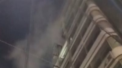  الحماية المدنية تحاول السيطرة على حريق في معرض للأدوات الكهربائية بالمحلة| بث مباشر 