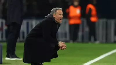 إنريكي: كرة القدم غير عادلة.. وليس لدينا ما نخسره في آنفليد