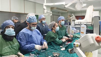 تكلفة العملية مليون جنيه وتجرى بالمجان.. الصحة تُعلن تدشين مشروع زرع الصمام الرئوي بمعهد القلب