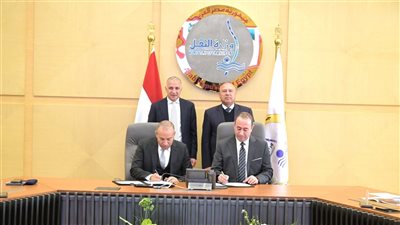 القابضة للنقل توقع مذكرة تفاهم مع السويدي إليكتريك لإنشاء منطقة صناعية بميناء دمياط
