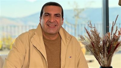 عمرو خالد يكشف عن الروشتة النبوية لامتلاك الصلابة النفسية | صور 