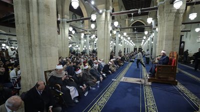 درس التراويح بالجامع الأزهر: استثمار الوقت في الطاعات سبيل للفلاح في الدنيا والآخرة