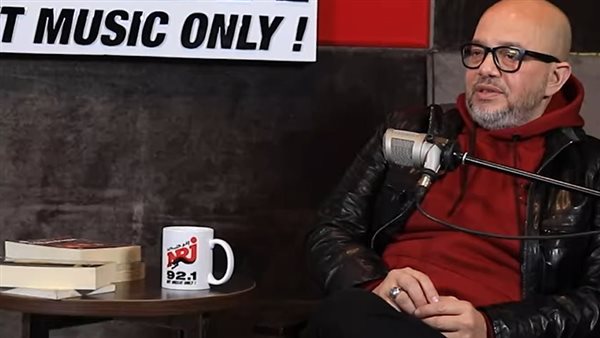 الكاتب عمر طاهر 