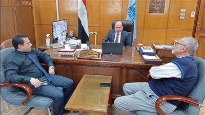 مدير صحة القاهرة يشدد على تسكين حالات الرعاية المركزة للقضاء على قوائم الانتظار