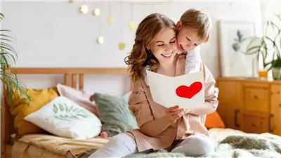 أجمل عبارات التهنئة بعيد الأم.. كلمات تعبر عن الحب