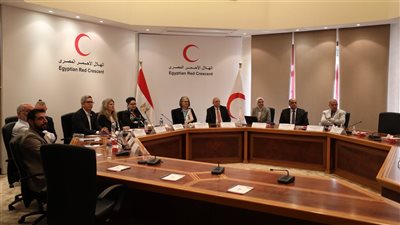  رئيسة الاتحاد الدولي لجمعيات الصليب والهلال الأحمر تشيد بجهود الهلال الأحمر المصري في مواجهة الأزمات الإنسانية