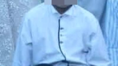 علق نفسه في عامود خرساني| تفاصيل انتحار طالب أعلى سطح منزله في سوهاج