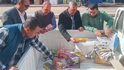 ضبط 2100 عبوة ألعاب نارية في أسواق قنا