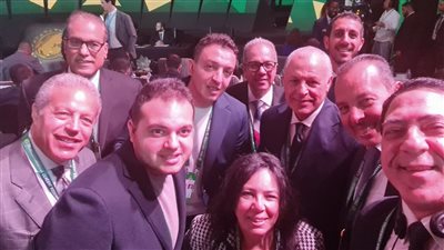 أعضاء اتحاد الكرة يحتفلون بفوز هاني أبو ريدة بعضوية المكتب التنفيذي لـ فيفا