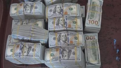 شراء الأراضي والعقارات.. ضبط شخص غسل 67 مليون جنيه من تجارة العملة بأسيوط 