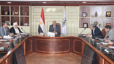 السكرتير العام لبني سويف يترأس اجتماعًا لمتابعة ملف التصالح على مخالفات البناء