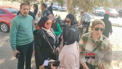 إحدى ضحايا مستريح نجع حمادي: بعت دهبي عشان أصرف على بنتي اليتيمة| صور وفيديو