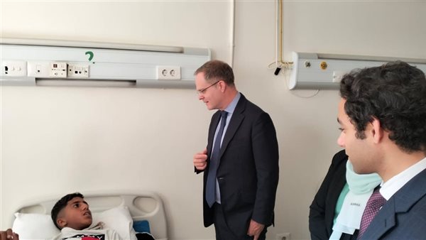 السفير البريطاني