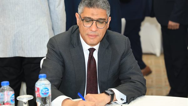 محافظ الجيزة 