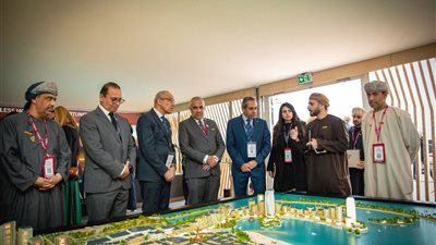 على هامش معرض MIPIM.. رئيس شركة العاصمة يبحث مع وزير الإسكان بسلطنة عمان الفرص الاستثمارية 