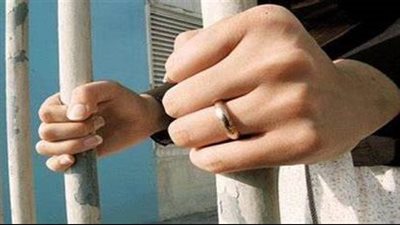 بيعمل مشاكل.. تفاصيل قتل أم ابنها بمساعدة زوجها في مطروح | بث مباشر