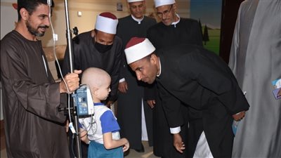 برعاية شيخ الأزهر.. قافلة دعوية تساند مرضى السرطان بالأقصر خلال رمضان