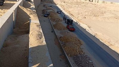 انقلاب سيارة من أعلى كوبري طلعة الأوسطي بحدائق أكتوبر.. ووفاة قائدها