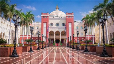 الجامعة البريطانية تفوز بجائزة أفضل مبادرة إقليمية للطلاب على مستوى إفريقيا للتنمية المستدامة| صور 