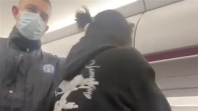 راكبة مخمورة على متن رحلة متجهة إلى مصر تتكبد غرامة 15 ألف جنيه إسترليني