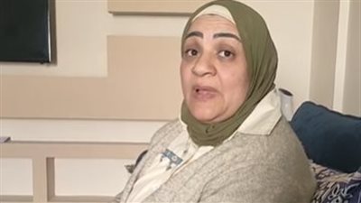 سيدة تستغيث من طليق ابنتها بأكتوبر: ممتنع عن دفع النفقة وبيتعدى عليها بالضرب| بث مباشر 