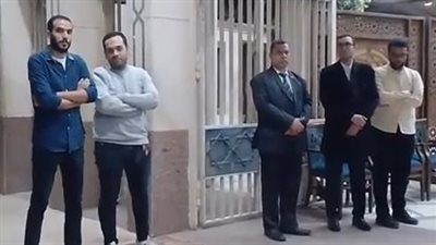بدء عزاء المخرج محمد الشال في مسجد الحامدية الشاذلية | بث مباشر