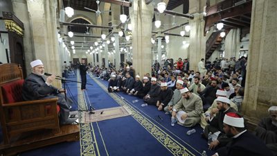 في ليلة النصف من رمضان.. الجامع الأزهر كامل العدد لأداء صلاتي العشاء والتراويح