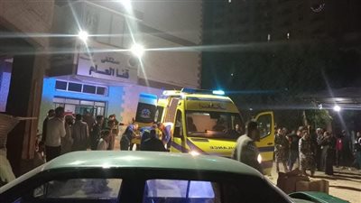 جثتان و22 مصابا.. ننشر أسماء مصابي حادث تصادم أتوبيس عمال مصنع سكر دشنا بمقطورة في قنا 