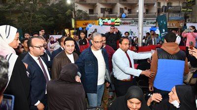 على هامش احتفالات المحافظة بعيدها القومي.. الفيوم تنظم أكبر مائدة إفطار جماعي