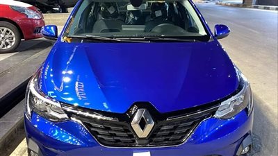 سوق المستعمل.. سيارة سيدان فرنسية بـ 600 ألف جنيه