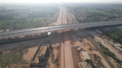بعد افتتاحه.. محور تقاطع طريق حسن علام مع مسار القطار السريع بالإسكندرية | صور