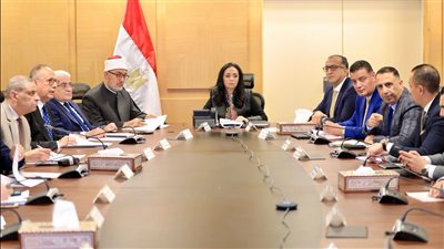 وزيرة التضامن تناقش استراتيجية بنك ناصر الاجتماعي خلال السنوات الـ 3 المقبلة