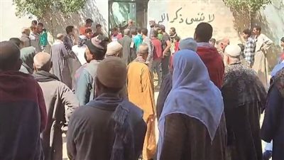 فرحها بعد شهرين.. تشييع جثمان فتاة صدمها قطار بسوهاج بعد خروجها من صلاة التراويح | بث مباشر