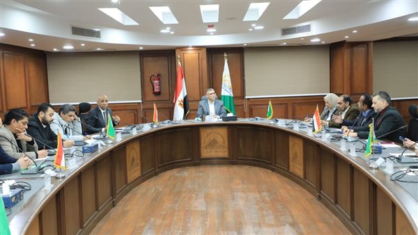 محافظ الجيزة خلال