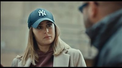 مسلسل الغاوي الحلقة الأولى.. عائشة بن أحمد منتجة سينمائية وتلجأ لـ أحمد مكي