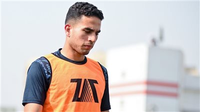 المباراة الأخيرة.. الزمالك يتفق مع محمد حمدي وانبي على عدم تفعيل الشراء