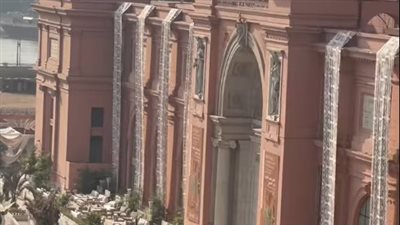 حديقة المتحف المصري بالتحرير تثير جدلا.. ومصدر بالسياحة: حفل إفطار وبعلم المجلس الأعلى للآثار 