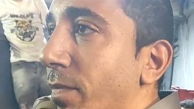 شاهد عيان على حريق منشأة ناصر: ماس كهربائي السبب.. والنيران امتدت لأكثر من محل | بث مباشر