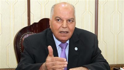 جنايات القاهرة تبرئ نقيب المعلمين من اتهامات التربح غير المشروع