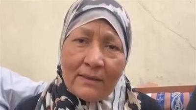 الأم المثالية بالإسماعيلية: جوزي مات مقهور بمرض نادر.. وربيت ولادي لوحدي لحد ما جوّزتهم| بث مباشر