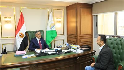 محافظ الجيزة يكلف رئيس هيئة النظافة بمتابعة أداء شركات الجمع السكني ومدى التزامها بشروط التعاقد