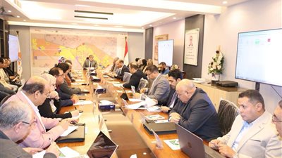 الإسكان: الوحدة المركزية للسياسات تعقد اجتماعًا لمتابعة توفيق أوضاع الأراضي بالمدن الجديدة