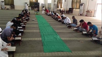 الأوقاف تكشف ضوابط الاعتكاف بالمساجد.. وإجراءات عاجلة لمنع تداخل صفوف الرجال والنساء في صلاة العيد| بث مباشر