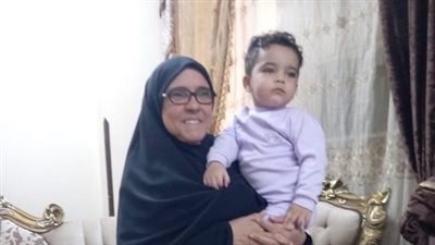 أرملة منذ 30 عامًا.. الأم المثالية بالأقصر تروي قصة كفاحها حتى وصول بناتها لكليات القمة