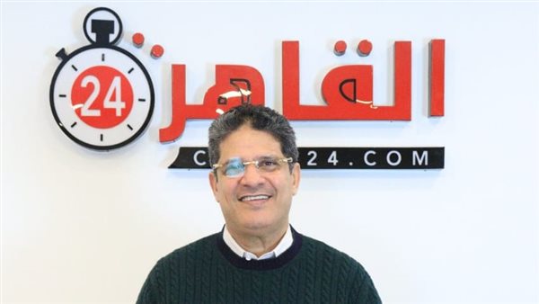 أيمن الرمادي في ندوة