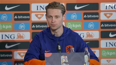 دي يونج: ستكون مباراة كبيرة أمام زملائي بالفريق.. ولا أعرف كيف سنوقف يامال 