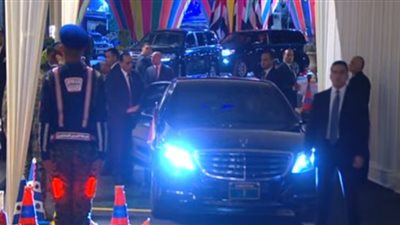 الرئيس السيسي يصل إلى مسجد السيدة نفيسة لافتتاح أعمال التطوير